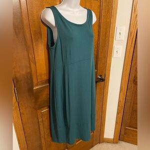 Eileen Fisher Teal Green Sleeveless  Back Cut out Jersey Dress Size Medium